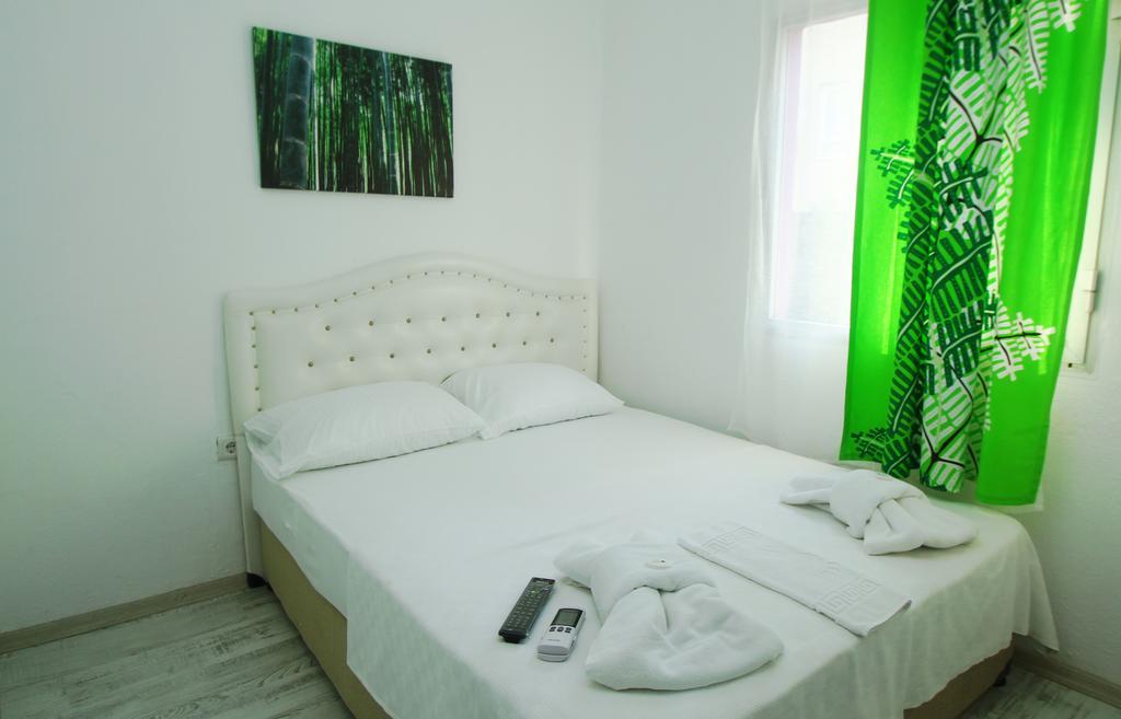 Fullmoon Rooms Cesme Çeşme Eksteriør bilde