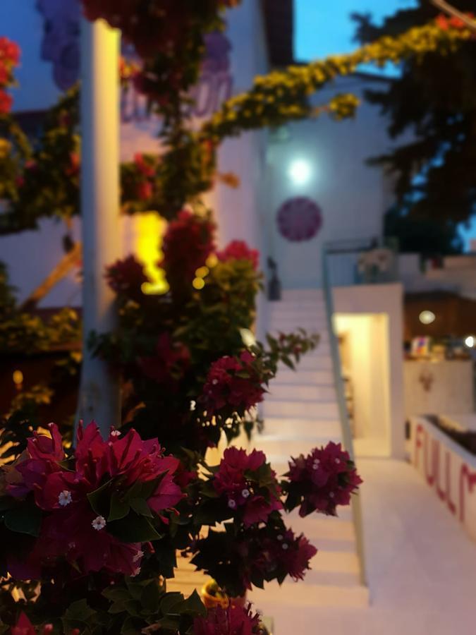 Fullmoon Rooms Cesme Çeşme Eksteriør bilde